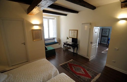 Cosenza Apartment | Beautiful apartment in the historic center of Cosenza, near the Rendano Theater