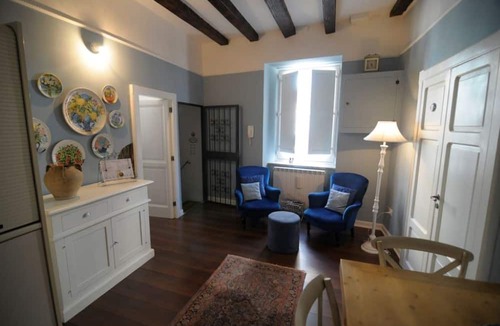 Cosenza Apartment | Beautiful apartment in the historic center of Cosenza, near the Rendano Theater