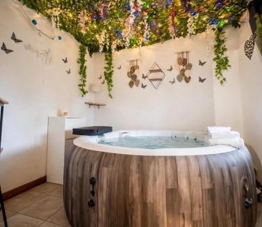 Carrozziere House | Villa Helios - Vasca Idromassaggio Privata