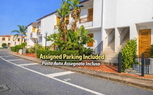Furnari Apartment | Pool & Sea House Vittoria - WiFi, A-C, front Eolie
