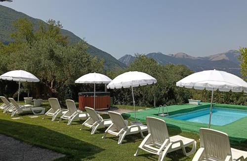 Lauria Bed & Breakfast | Villa - Malibu' B & B