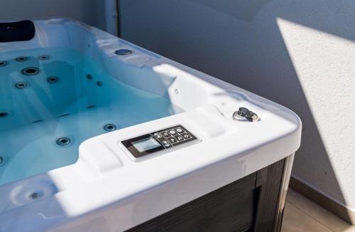 Campofelice di Roccella Villa | Villa Bianca Luxury SPA Sea view near Cefalù