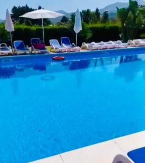 Campofelice di Roccella Villa | Villa Giovanna - Residence with Pool