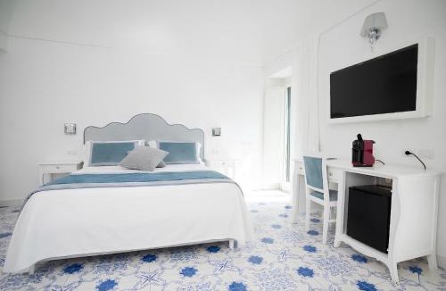 Scala House | Guesthouse with Suites on the Amalfi Coast - Residence Villa Ruocco near Amalfi - 300sqm Open Terrace near Ravello - Breathtaking View