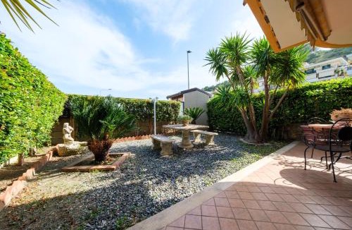 Nizza di Sicilia Villa | Villa Manganaro