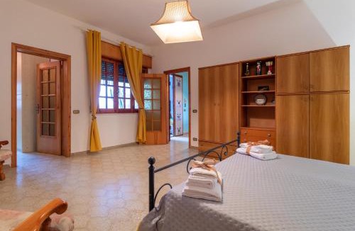 Cava dʼAliga Villa | Villa Joseph