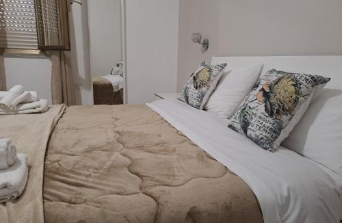 Corso dei Mille - Sant'Erasmo Bed & Breakfast | Bedroom la stazione