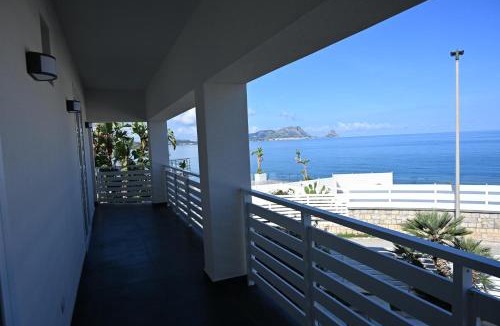 Torre Colonna-sperone Hotel | Hotel Sporting Club