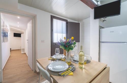 Quartiere XXIV Don Bosco Apartment | Trifamiliare Garden - Sole