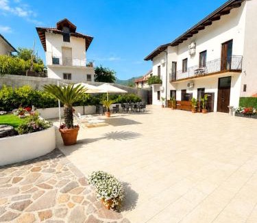 Bomerano Apartment | Carlo's Luxury Villa