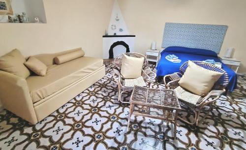 Sapri Apartment | Villa San Giorgio Vacation Home - Romantic two-room apartment