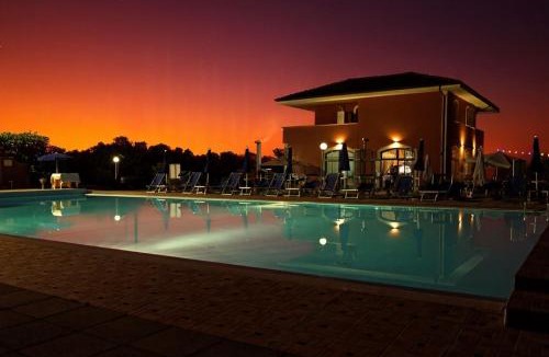 Giungano Bed & Breakfast | Villa Cilento, PISCINA CAMERE APPARTAMENTI & RISTORANTE