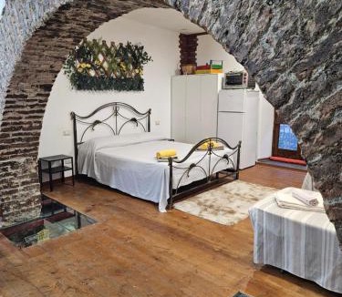 Mili San Pietro Apartment | Sicily House Soprano