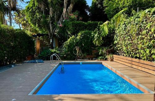 Santa Tecla House | Amazing House by the Sea