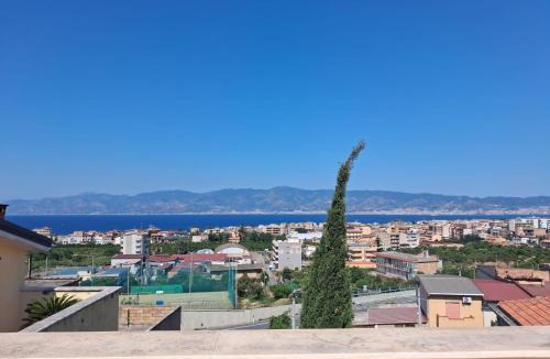 Gallico Marina Bed & Breakfast | Zita Lapis la finestra sullo Stretto