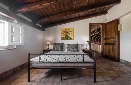 Paterno Villa | Oasi Orange Villa with Jacuzzi