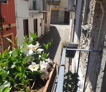 Mili San Pietro Apartment | Sicily House Soprano