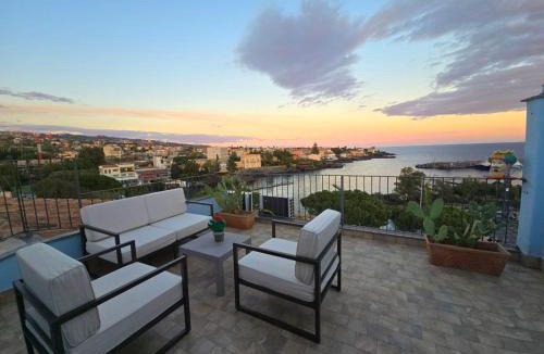 Ognina House | Luxury Sisters House "Il Mare Sole"