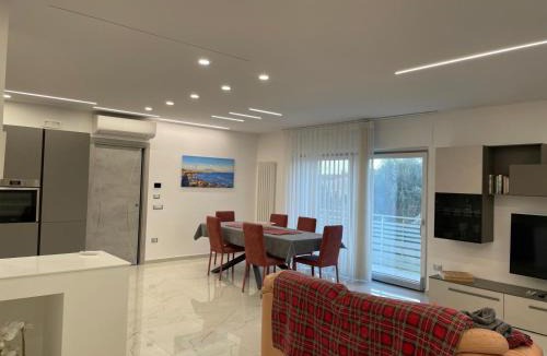 Santa Maria la Carita House | Casa Vacanze Villa Fiorenza