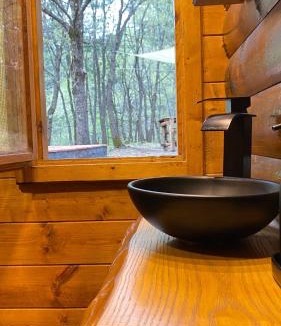 Ragalna Ski Chalet | Woods Etna Chalet