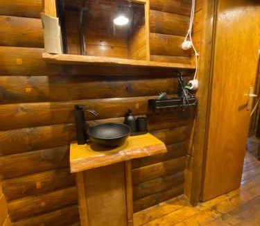 Ragalna Ski Chalet | Woods Etna Chalet