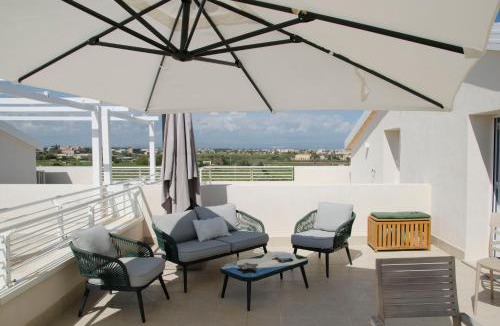 Pachino Apartment | Almaré - sea view terrace & pool, Marzamemi