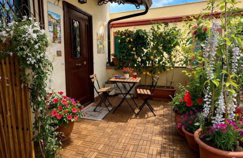 Torre del Greco Apartment | Il Cammeo 2 Guest House, near Pompeii and Vesuvius