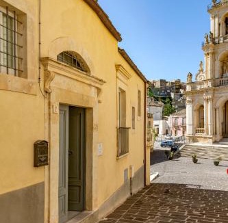 Palazzolo Acreide Historic Centre Bed & Breakfast | Casa dei Giurati