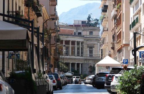 Ruggero Settimo Bed & Breakfast | Mazzini Suites Palermo