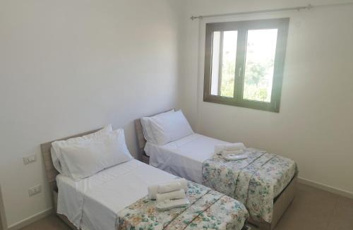 Trappeto House | La Marina Pool Villa