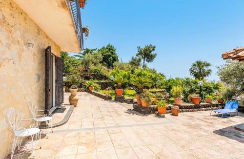Mascali Villa | Villa Etna Maison