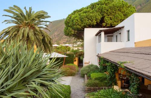 Malfa Hotel | Hotel Ravesi