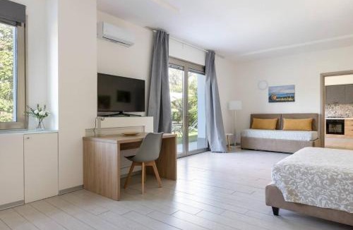 Santa Venerina Villa | Villa Persea