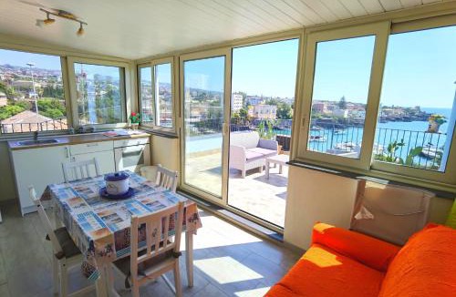Ognina House | Luxury Sisters House "Il Mare Sole"