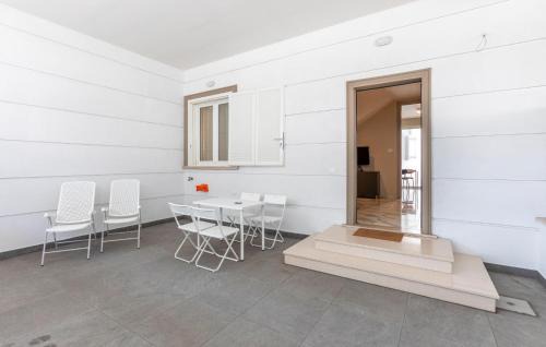 Boscoreale Apartment | 2 Bedroom Nice Apartment In Boscoreale