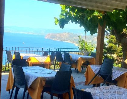 Gioiosa Marea House | Agriturismo Santa Margherita