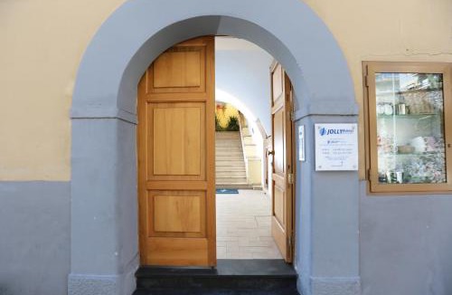 Sorrento House | YourHome - Jolly Aranci