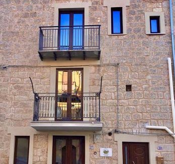 Petralia Soprana Bed & Breakfast | LA CASA DEL BORGO