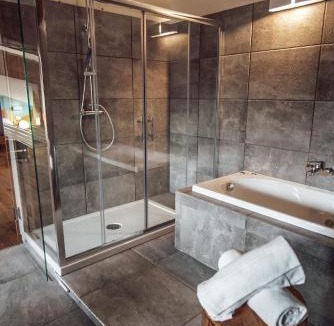 Taverna Bed & Breakfast | Chalet Lago
