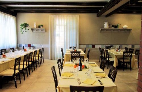 San Michele di Ganzaria Hotel | Hotel Pomara