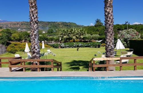Mascali House | Agriturismo Le Case Di Civi