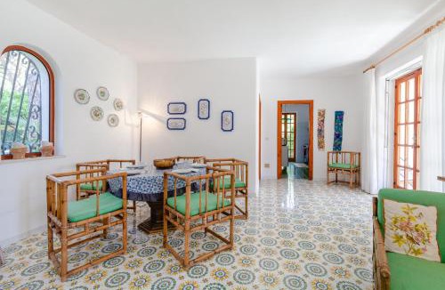 Succhivo Villa | Villetta con Giardino esclusivo di 1000 mq, Piscina, Tennis, Calcio, Bocce