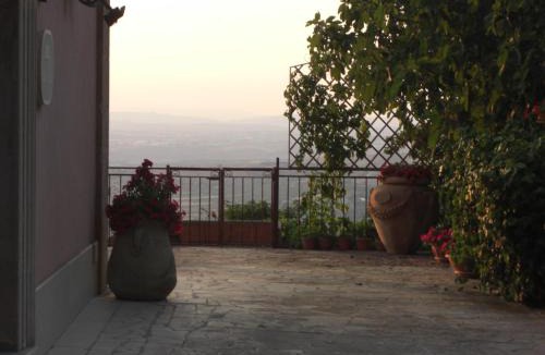 Chiaramonte Gulfi Hotel | Albergo Villa Nobile