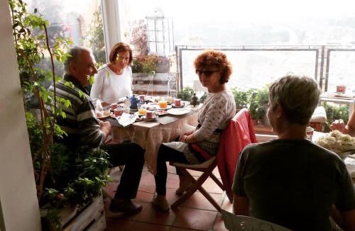 Caltagirone Bed & Breakfast | Casa tipica siciliana patronale home BedandBreakfast TreMetriSoprailCielo Camere con vista, colazione interna in terrazzo panoramico