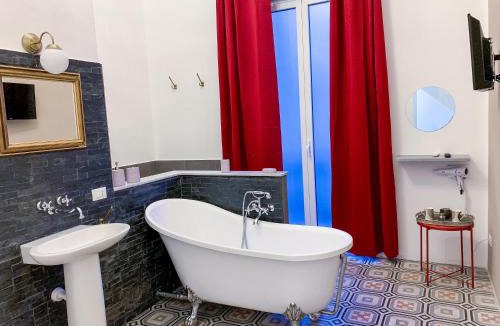 Palermo Bed & Breakfast | Liberty Suites
