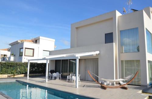 Carrozziere Villa | Villa Lighthouse