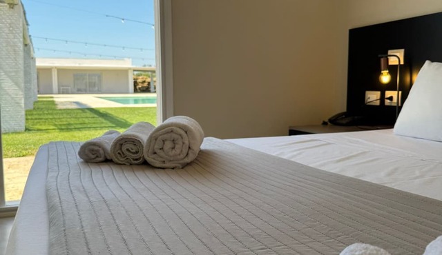 DE MARE WINE RESORT