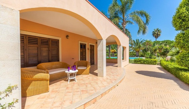 Villa Arenella con Piscina by Wonderful Italy