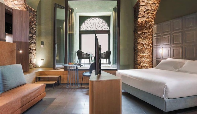 BASTIÒ PRIVATE SUITES