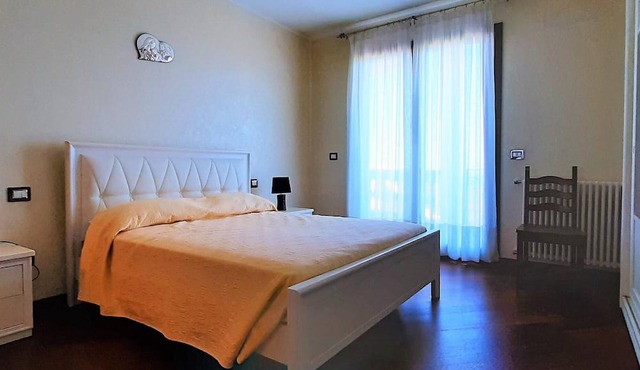 Divine Holiday Home in Giosa Marea with Sauna & Hot Tub